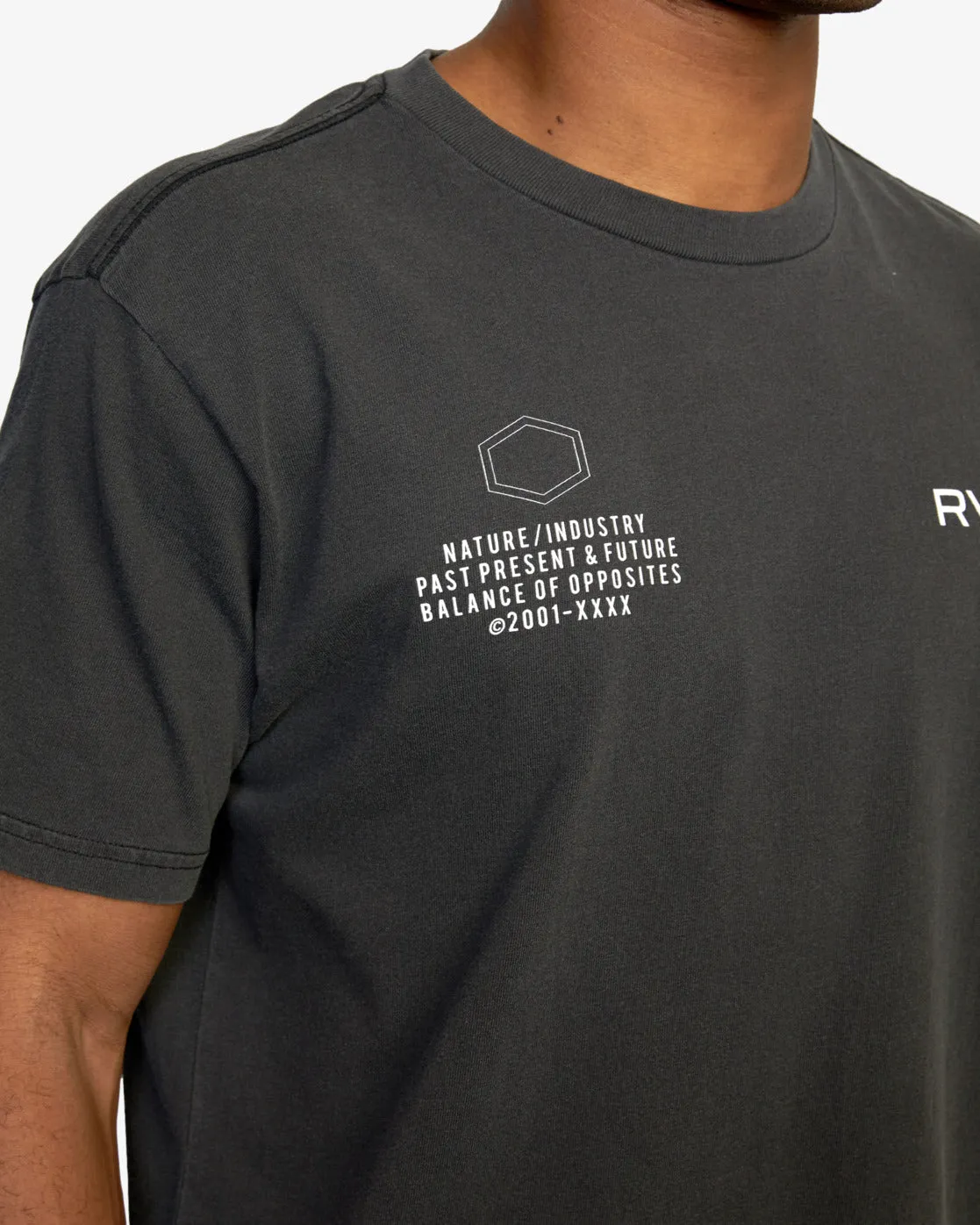 Big Pin Workout Shirt - Black