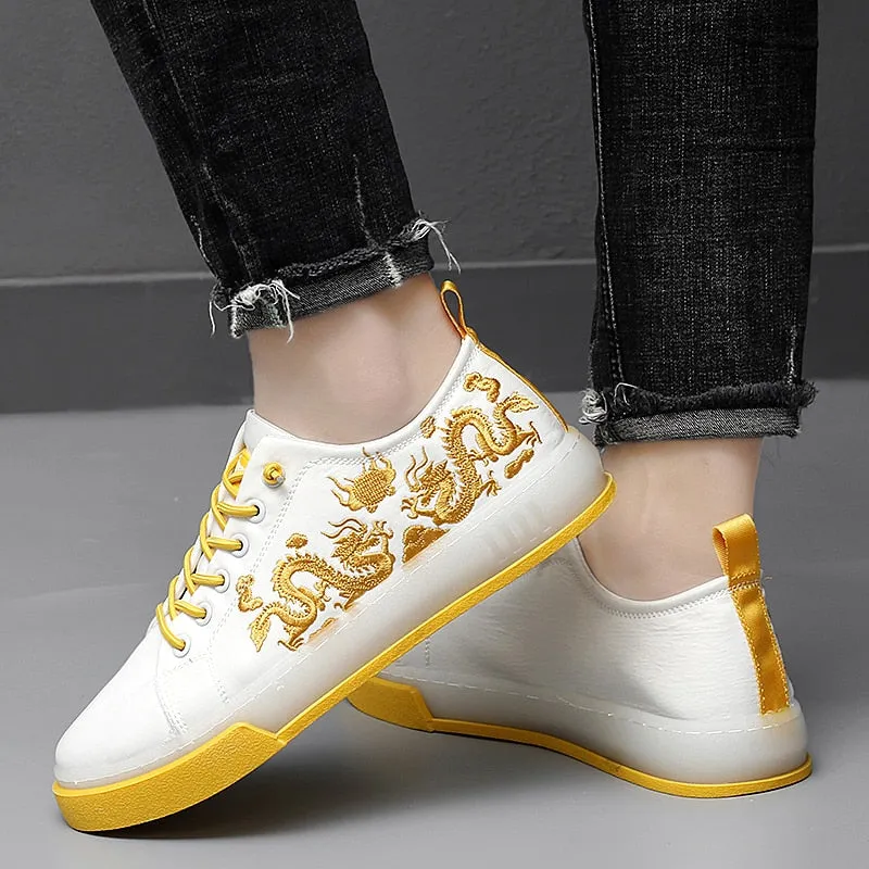 Casual Men Tennis Shoes With Dragon Pattern