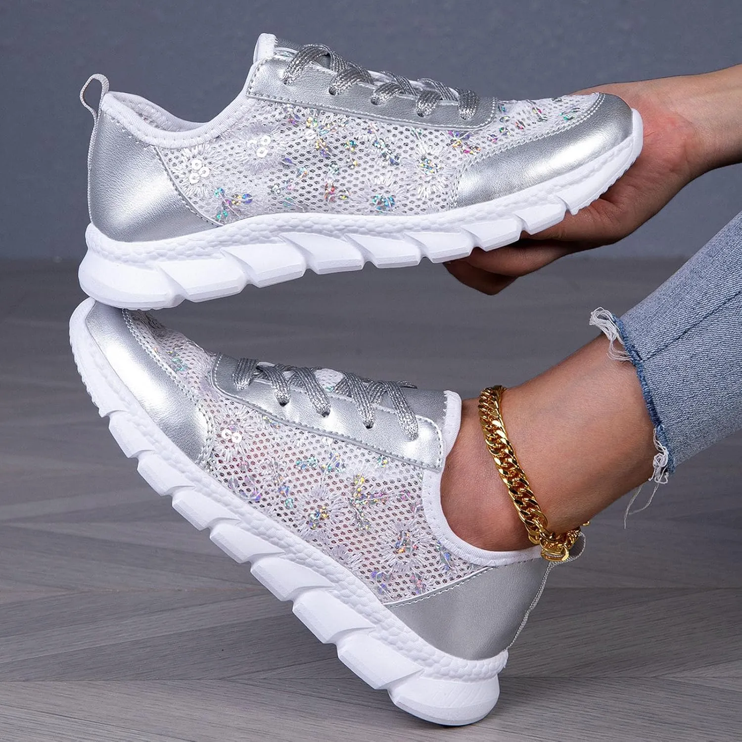 Flying Weaving Sneakers Women New Korean Fashion Round Head Lace Up Casual Shoes Thick Bottom Running Shoes Womens Shoes Water