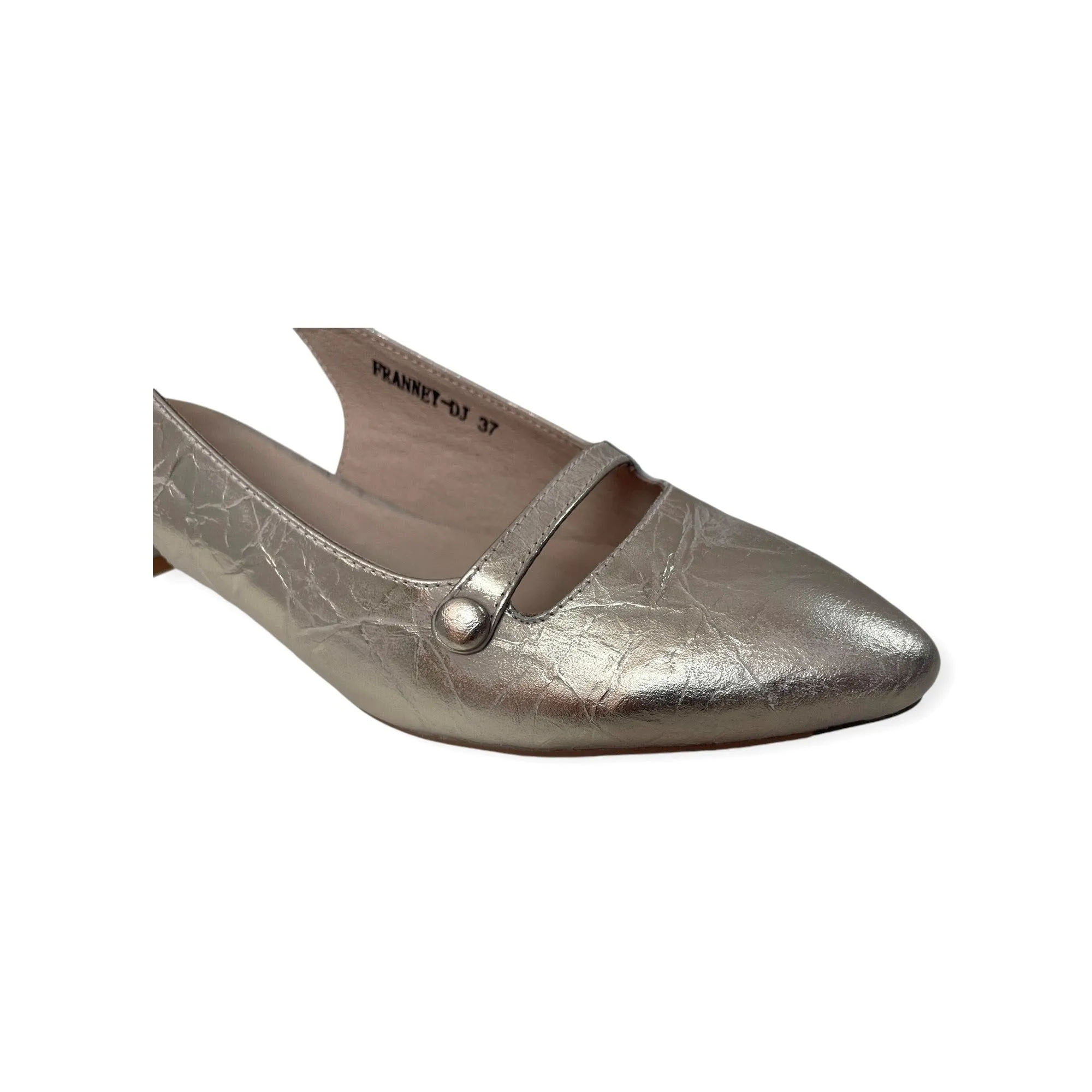 Franney - Metallic Crush in Nude, Aesthetic Decor Accent