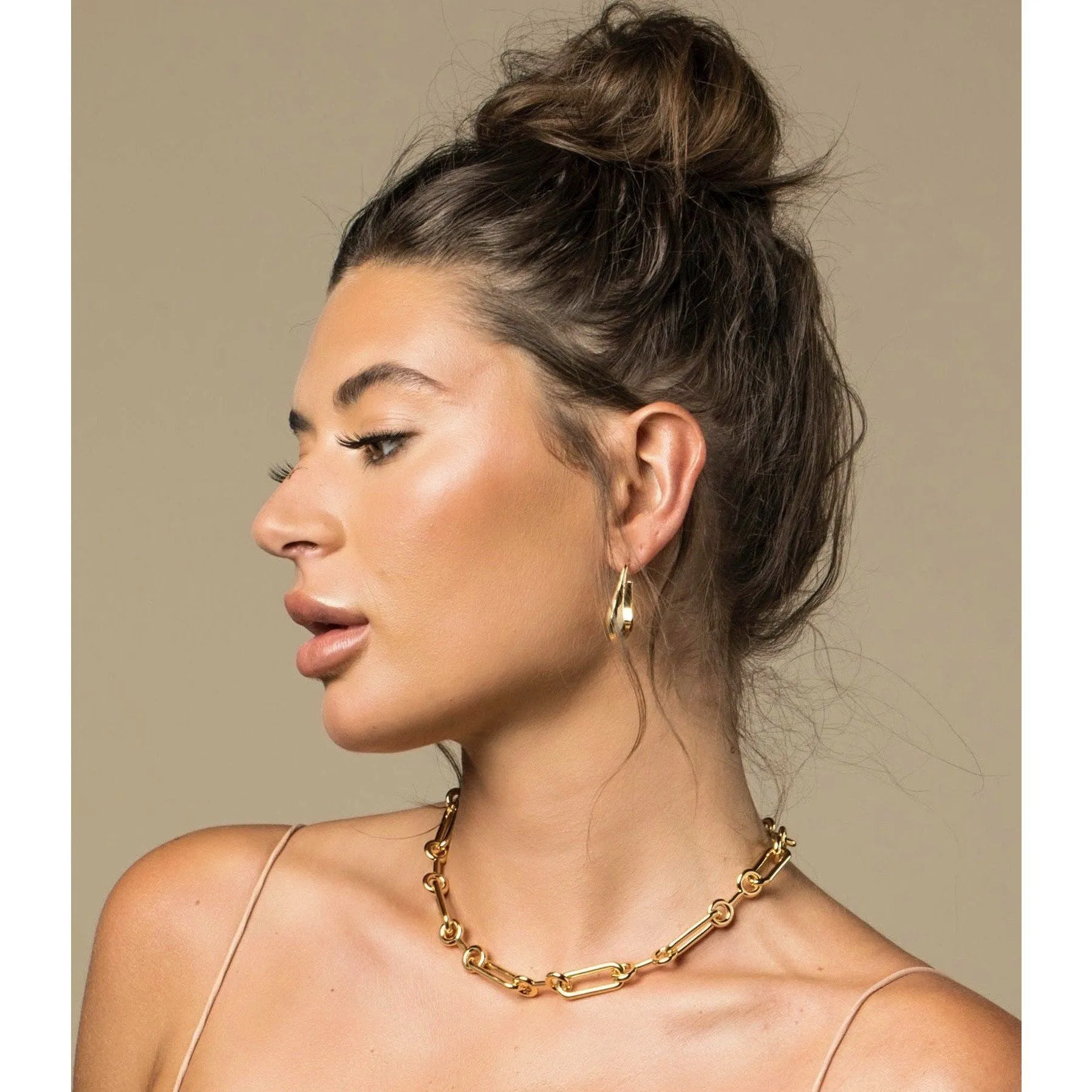 Lacey Chain Set